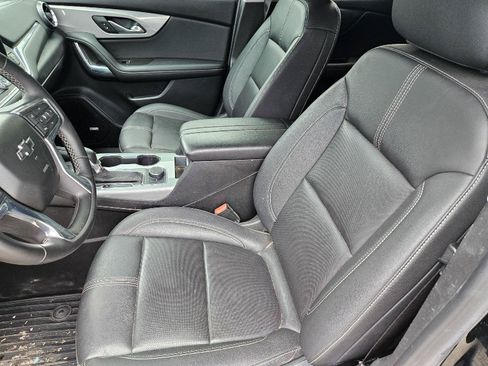 Used 2023 Chevrolet Blazer LT w/ Sound & Technology Package FWD image 10