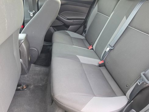 Used 2012 Ford Focus SE image 12