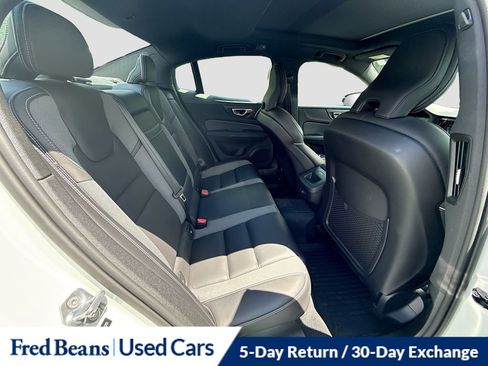 Used 2019 Volvo S60 T6 R-Design AWD/4WD image 34