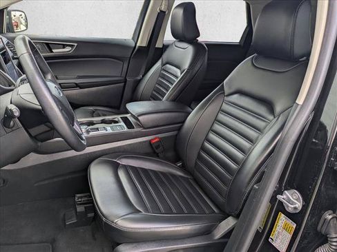 Used 2024 Ford Edge SEL AWD/4WD image 15