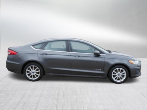 Certified 2019 Ford Fusion SE image 8