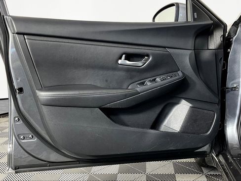 Used 2023 Nissan Sentra S image 20