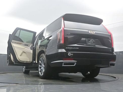 Used 2022 Cadillac Escalade Premium Luxury Platinum AWD/4WD image 60