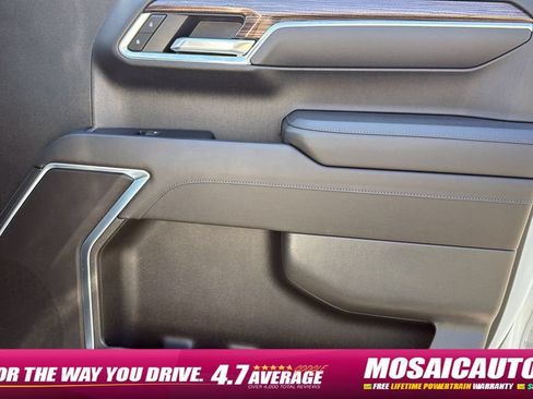 Used 2023 Chevrolet Silverado 1500 LT AWD/4WD image 9