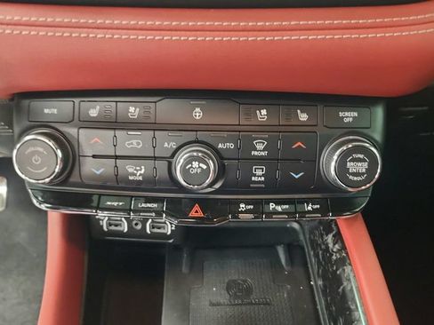 Used 2024 Dodge Durango SRT Hellcat AWD/4WD image 28
