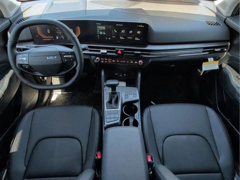 New 2026 Kia Sportage EX image 31