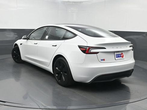 Used 2024 Tesla Model 3 Standard Range RWD image 22