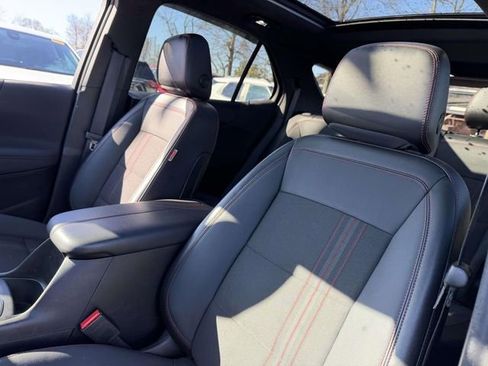Certified 2023 Chevrolet Equinox RS image 11