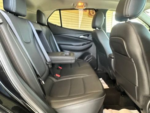 Used 2020 Buick Encore GX Essence w/ Experience Buick Package AWD/4WD image 28