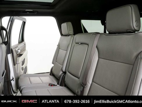 Used 2023 GMC Yukon SLT image 20