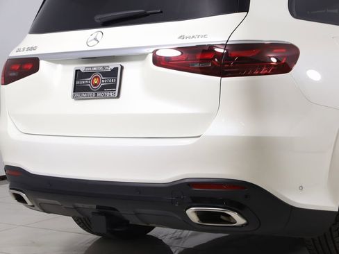 Used 2024 Mercedes-Benz GLS 580 4MATIC image 56