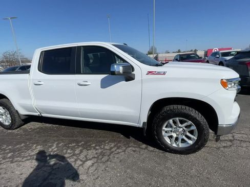 Certified 2024 Chevrolet Silverado 1500 LT image 3