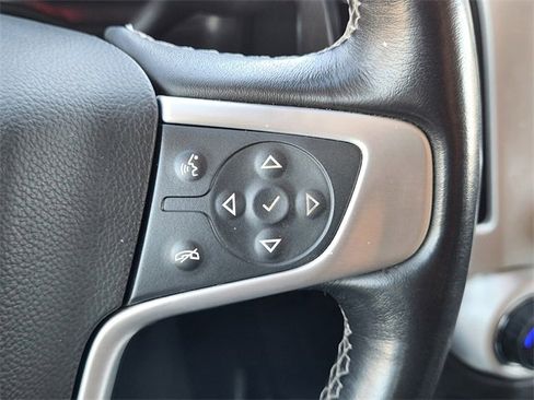 Used 2020 GMC Yukon XL SLT image 31