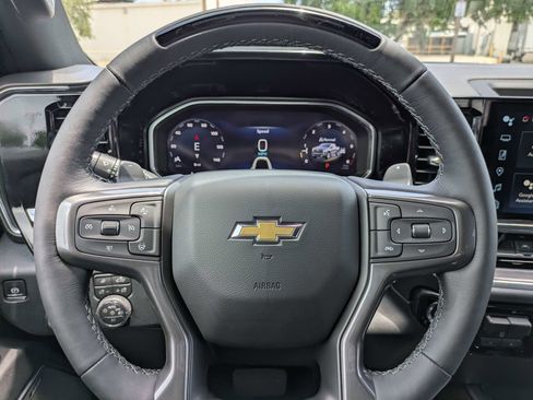 New 2026 Chevrolet Silverado 1500 High Country AWD/4WD image 17