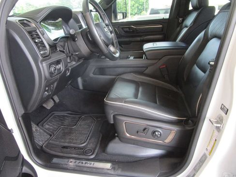 Used 2025 RAM 1500 Limited w/ Off Road Group AWD/4WD image 38
