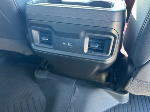 Used 2022 Chevrolet Silverado 1500 LT w/ All Star Edition Plus image 25