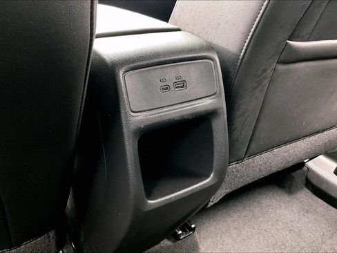 Used 2025 Chevrolet Trax RS w/ Driver Confidence Package FWD image 33