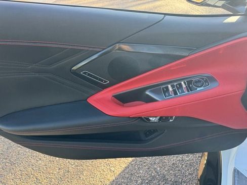 Used 2025 Chevrolet Corvette Z06 image 23