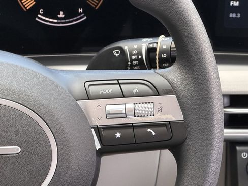 New 2026 Hyundai Tucson SE image 14