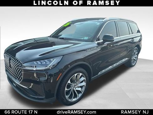 Used 2026 Lincoln Aviator Reserve AWD/4WD image 1