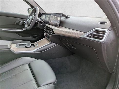 Used 2025 BMW 330i xDrive 330i xDrive image 21