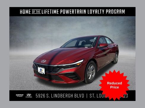 Used 2026 Hyundai Elantra SE FWD image 1