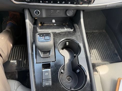 Used 2023 Nissan Rogue SV w/ SV Premium Package AWD/4WD image 10
