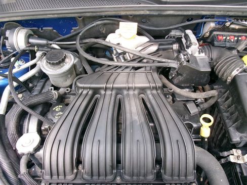 Used 2006 Chrysler PT Cruiser FWD image 44