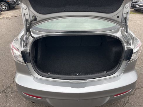 Used 2013 MAZDA MAZDA3 i Grand Touring FWD image 19