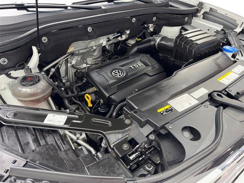 Used 2022 Volkswagen Atlas Cross Sport SE w/ Panoramic Sunroof Package image 69