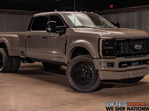 Used 2026 Ford F450 Platinum w/ Platinum Plus Package AWD/4WD image 1