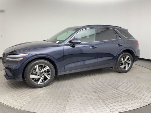 Certified 2026 Genesis GV70 3.5T Sport Advanced AWD/4WD image 6