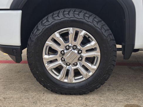 Used 2020 GMC Sierra 3500 Denali w/ Denali Ultimate Package image 7