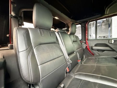 Used 2021 Jeep Wrangler Unlimited Sahara w/ Cold Weather Group image 30