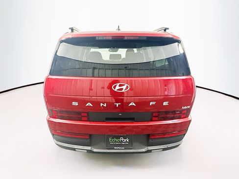 Used 2025 Hyundai Santa Fe SEL FWD image 7