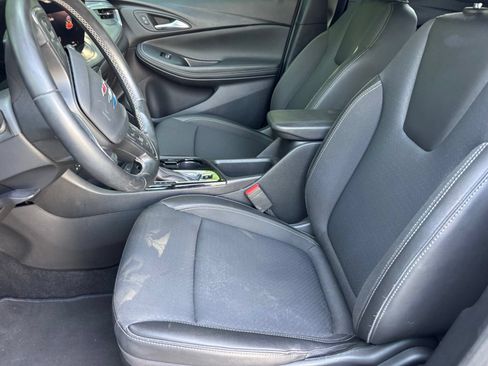 Used 2025 Buick Encore GX Preferred FWD image 9