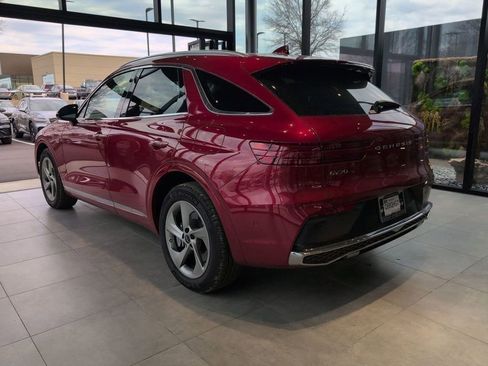 Used 2026 Genesis GV70 2.5T Advanced image 3