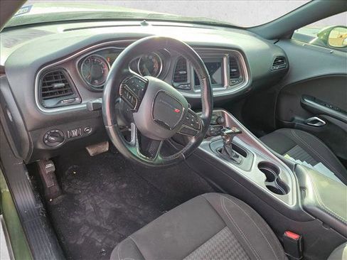 Used 2020 Dodge Challenger SXT image 9