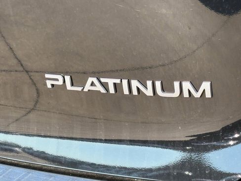 New 2025 Nissan Armada Platinum w/ Convenience Package image 9