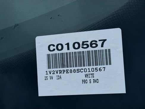 Certified 2025 Volkswagen ID.4 Pro S w/ ID.4 Black Package image 38