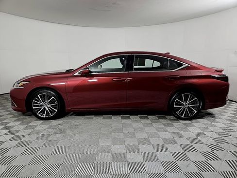 Used 2025 Lexus ES 300h w/ Premium Package image 8