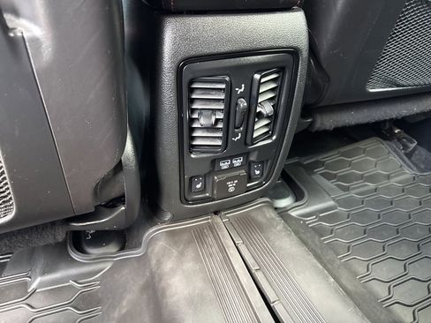 Used 2021 Dodge Durango R/T w/ Blacktop Package image 34