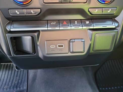 Used 2022 Chevrolet Silverado 1500 RST w/ LPO, Blackout Package AWD/4WD image 27