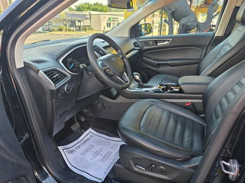 Used 2018 Ford Edge SEL w/ Equipment Group 201A AWD/4WD image 11