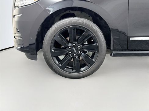 Used 2022 Lincoln Navigator L Reserve w/ Monochromatic Package RWD image 41