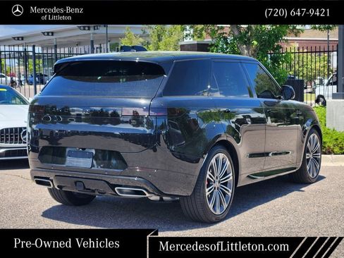 Used 2025 Land Rover Range Rover Sport Dynamic SE AWD/4WD image 7