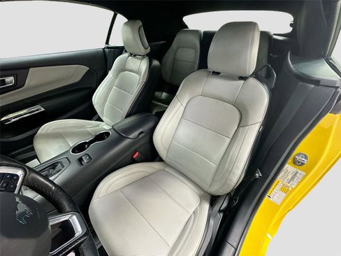 Used 2024 Ford Mustang Premium image 20