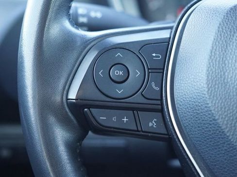 Used 2022 Toyota Corolla SE image 18