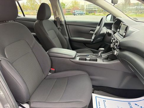 Used 2023 Nissan Sentra S FWD image 13