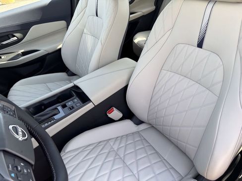 New 2026 Nissan Sentra SL w/ Floor Mat Package image 15